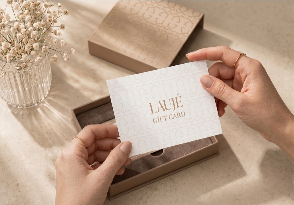 Laujé pieces watch roll gift card