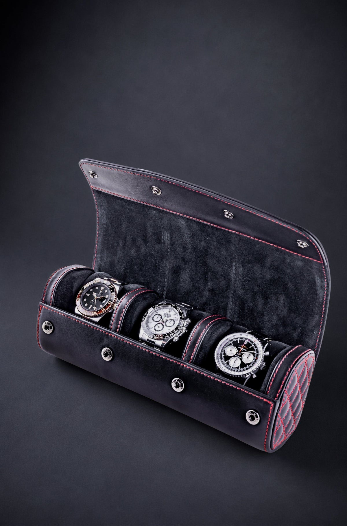 The Elan | Black & Red